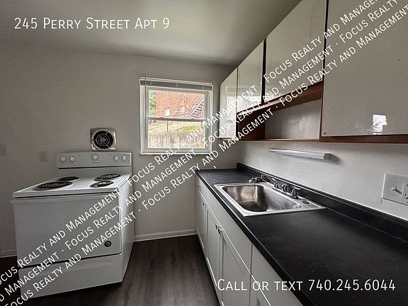 2nd image of 245 Perry St APT 9