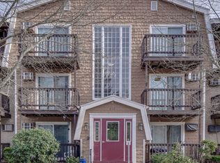 310 Brook Village Rd APT 30, Nashua, NH 03062