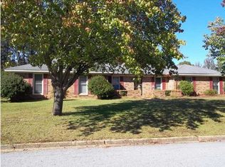 4224 Cardinal St, Northport, AL 35473