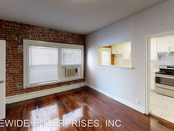 5th image of 752 S Mariposa Ave APT 303
