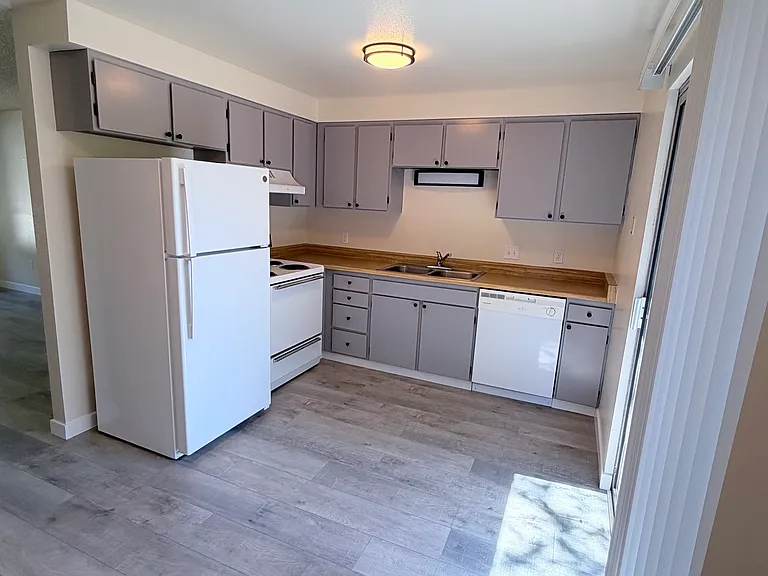511 Ranch Rd #D4 — Photo 5