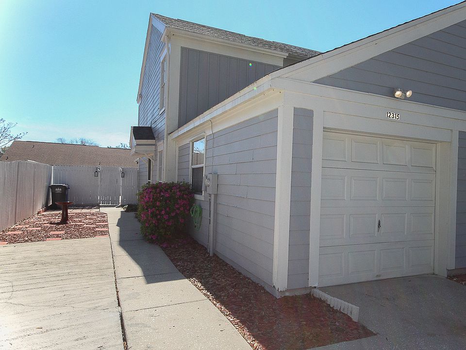 1st image of 12315 Villager Ct