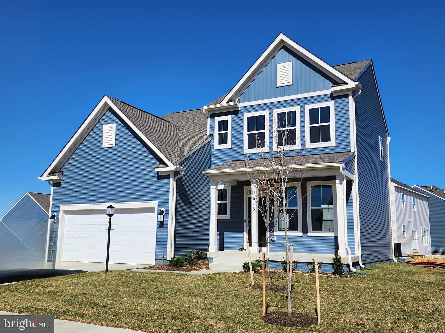 4 bed, 3.5 bath, 2579 sqft, $2,600 — Photo 1