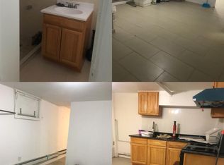 5912 61st St, Maspeth, NY 11378