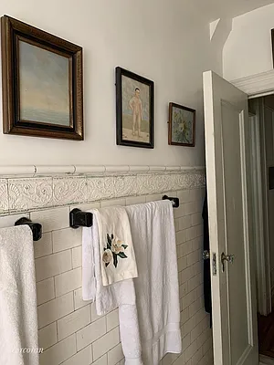 Sold by Corcoran | media 21