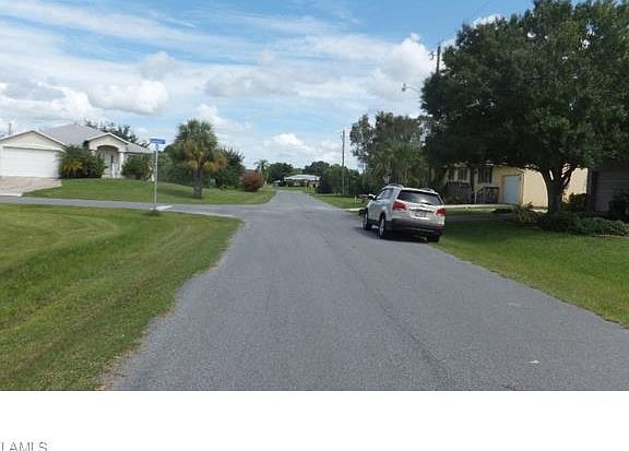 5th image of 341 Lake Ct