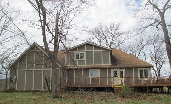 2nd image of 2502 Jennifer Dr