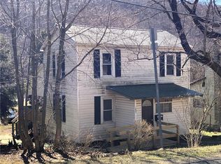 1485 Dixon Rd, Clymer, PA 15728