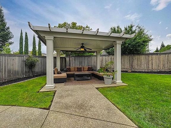 5th image of 6608 Silver Mill Way