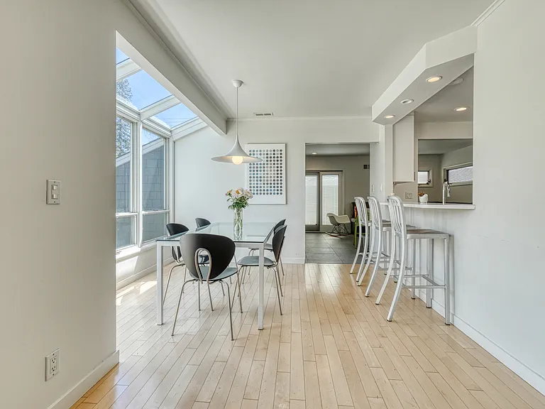 1704 San Anselmo Ave — Photo 25