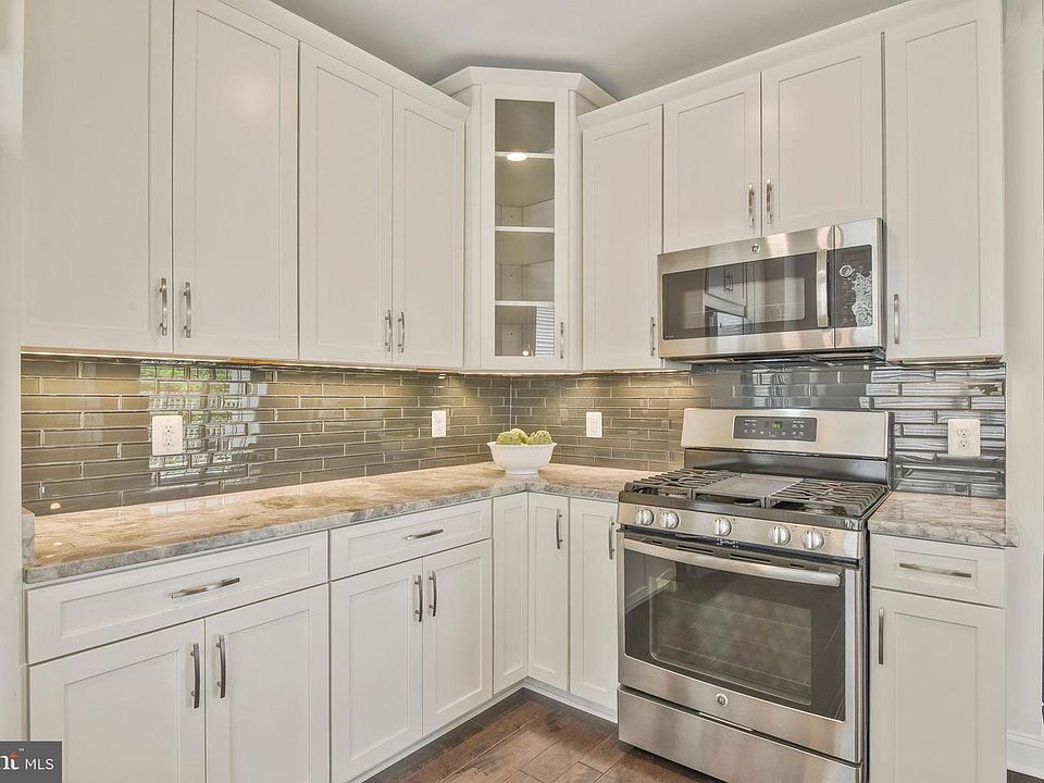 1st image of 44605 York Crest Ter APT 201