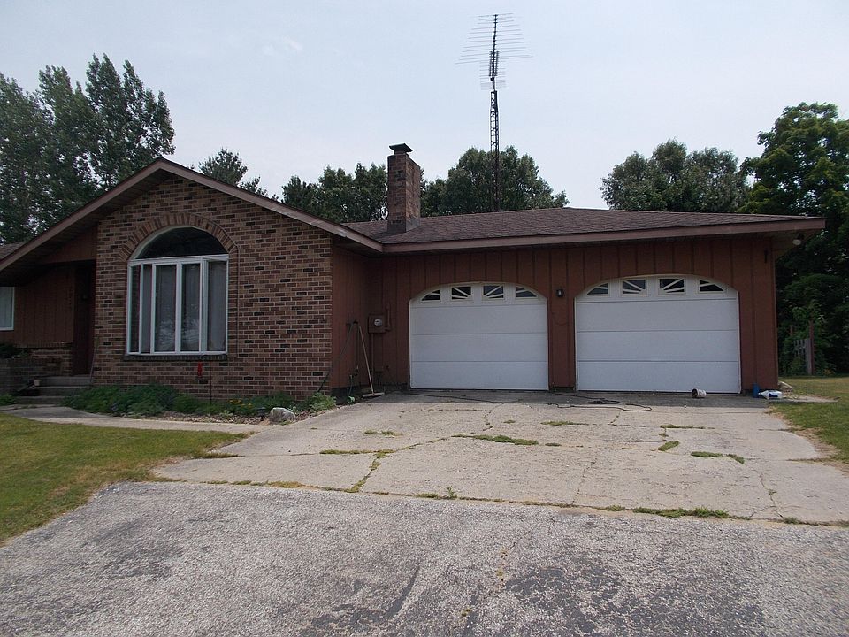 1st image of 2925 Hillcrest Dr