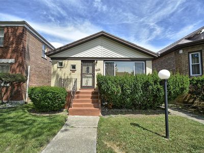 9707 S Forest Ave, Chicago, IL, 60628