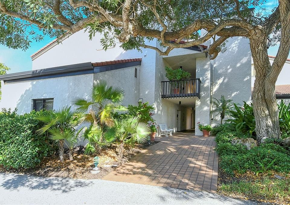 1st image of 2039 GULF OF MEXICO DRIVE #G3-203
