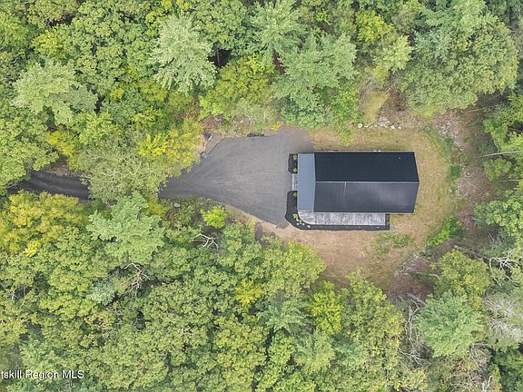 2nd image of 805 Kripplebush Road