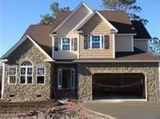 447 Mae Dr, Hampstead, NC 28443