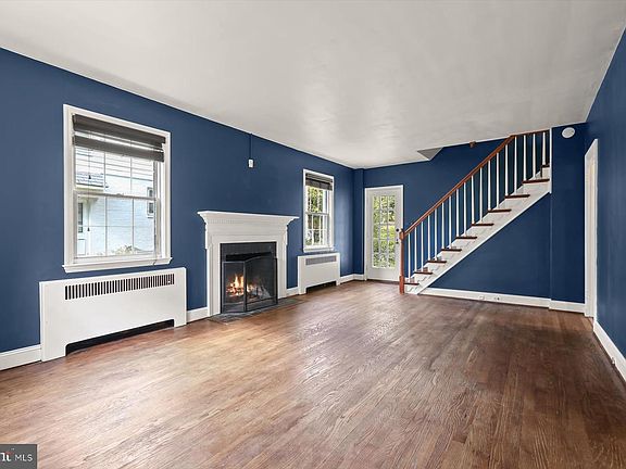4th image of 1304 Southview Rd
