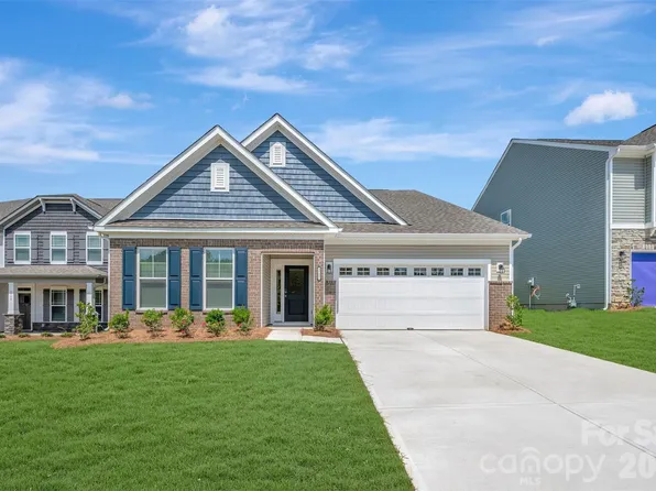 1727 Boulder Ridge Dr, Gastonia, NC 28052