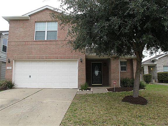 2nd image of 21810 Haven Cove Ln