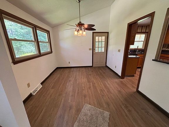 4th image of 117 Teakwood Ln