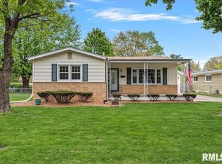 12 N Oxford Rd, Springfield, IL 62702