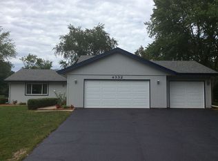 4332 Montclair Rd, Roscoe, IL 61073