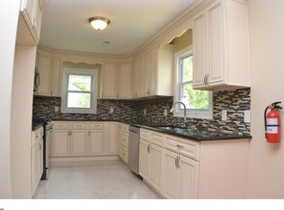 4 Briarcliff Rd, Marlton, NJ 08053