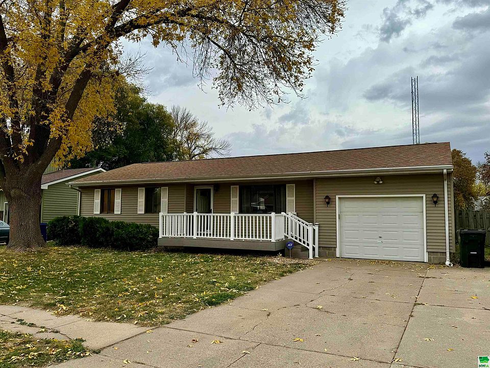 1st image of 808 Apache Dr