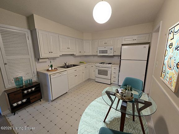 4th image of 2418 Westwood Ave
