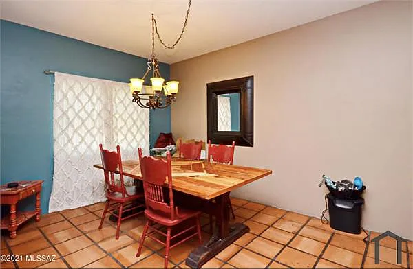 2011 W Bramburgh Ct — Photo 4