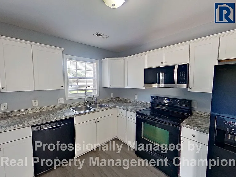27 Jasmine Ln — Photo 6