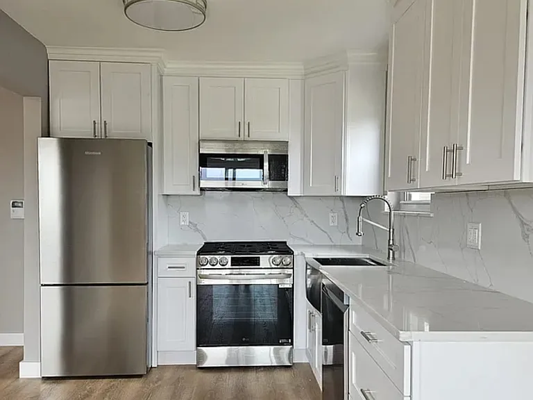 20-14 74th St #3 — Photo 3