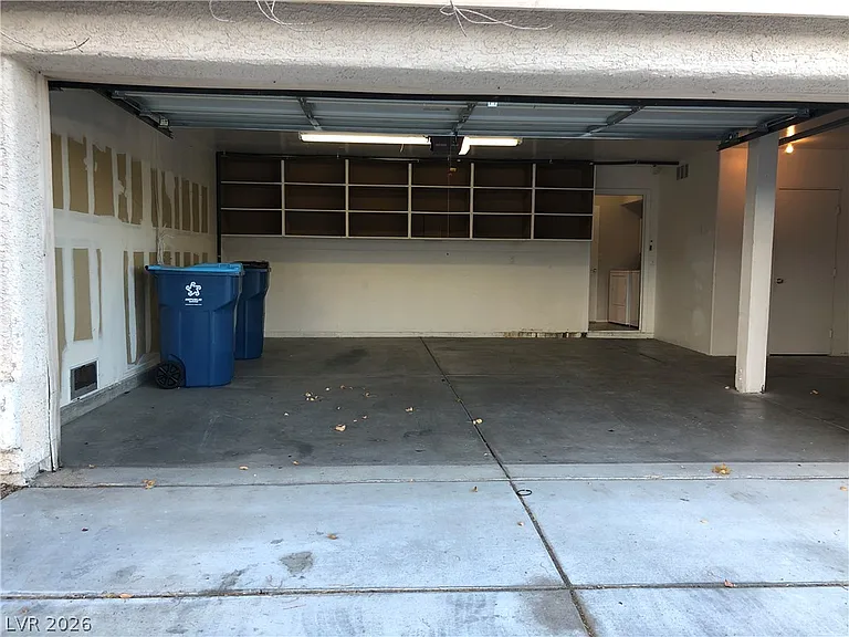 9724 Sandmist Ave — Photo 31