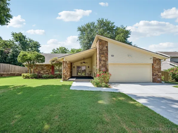 1505 W Fredericksburg St, Broken Arrow, OK 74011