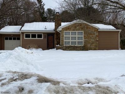 911 Maple Dr, Stewartsville, NJ, 08886