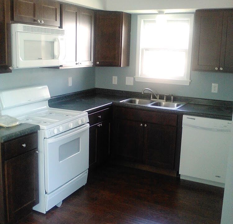 1st image of 574 Brunson St