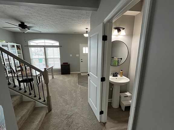 4th image of 2840 Riverstone Dr