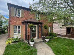 2070 Atkins Ave, Lakewood, OH 44107