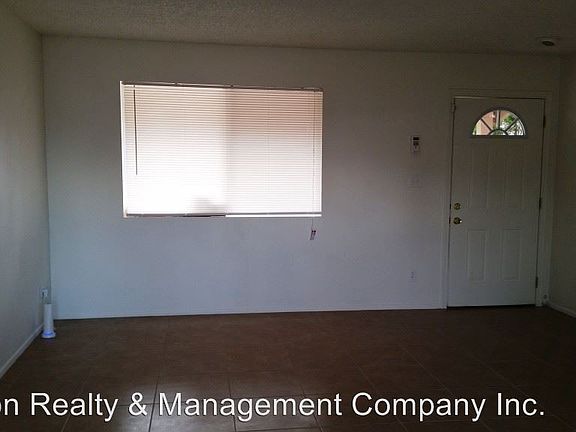 4th image of 4430 E Burgess Ln