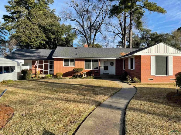 205 Betty Dr, Longview, TX 75602