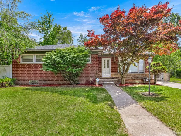 23621 Joy Rd, Dearborn Heights, MI 48127