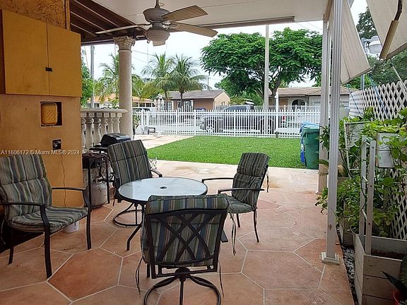 5th image of 1629 NW 29th Ct