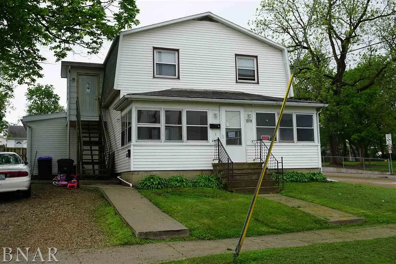 1018 W Front St photo 1