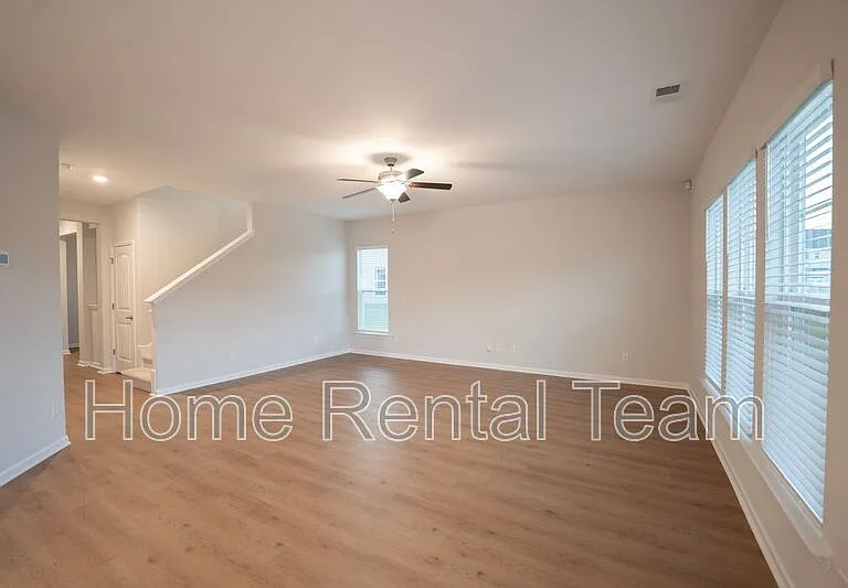 46 Blues Dr — Photo 4