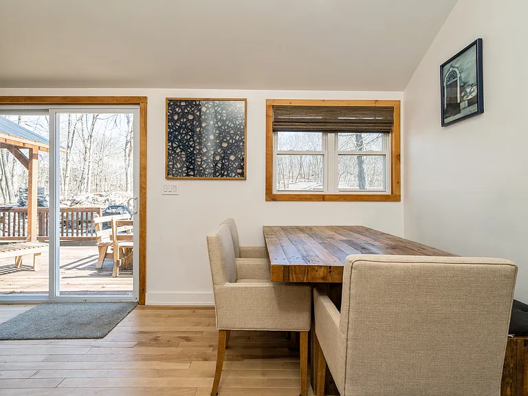 100 Poplar Ln — Photo 23