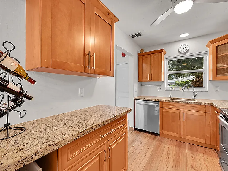 3655 NE 32nd Ave #221B — Photo 24