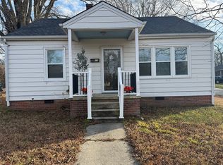 1101 Alden St, Burlington, NC 27217