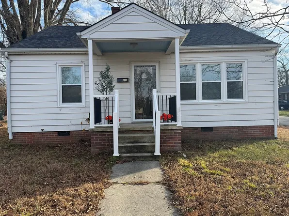 1101 Alden St, Burlington, NC 27217