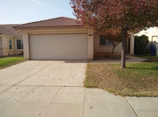 2331 N Wapoma Ave, Fresno, CA 93722