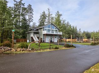 181 Sunrise Ave SE, Ocean Shores, WA